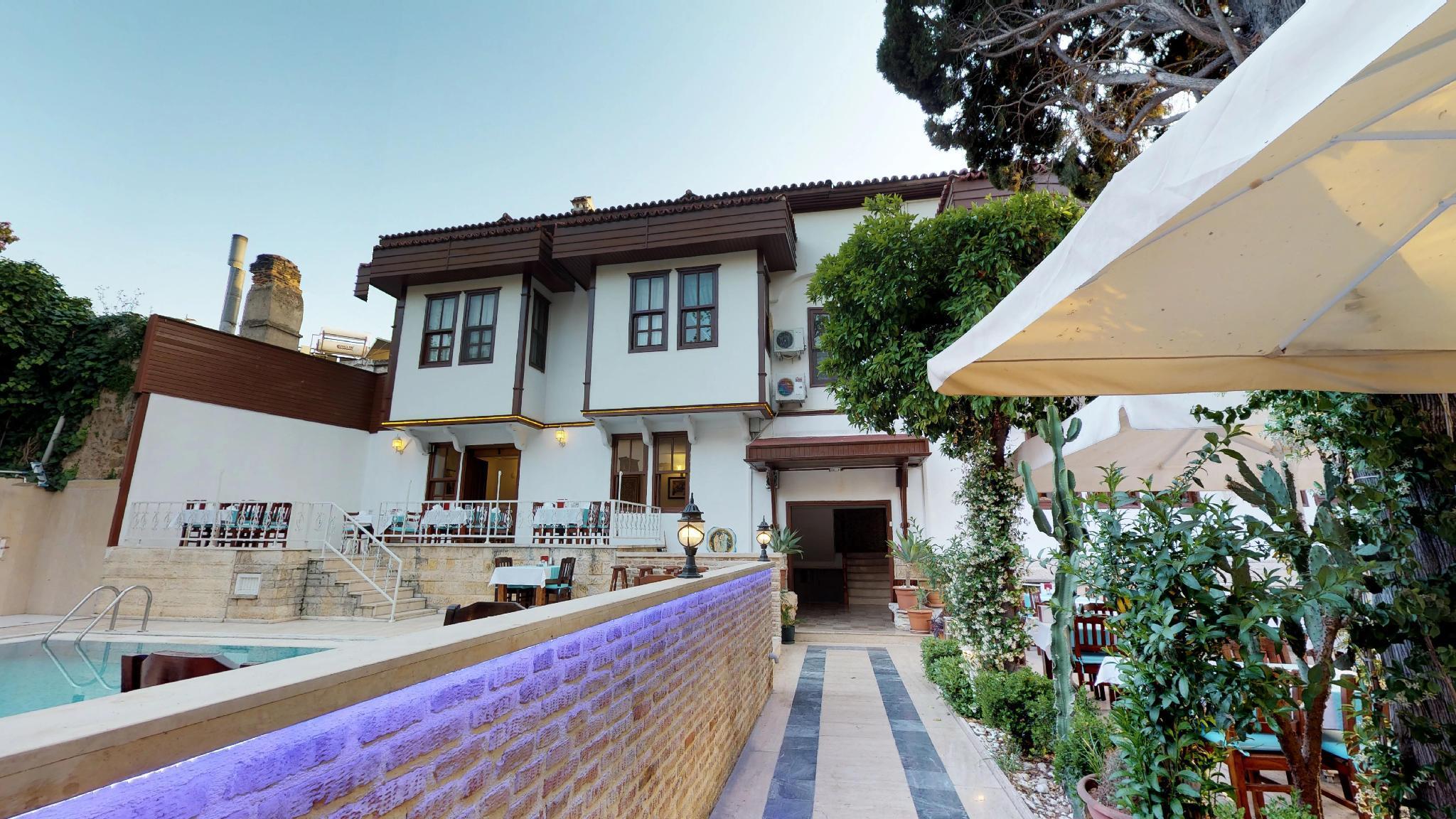 Urcu Hotel Antalya Bagian luar foto