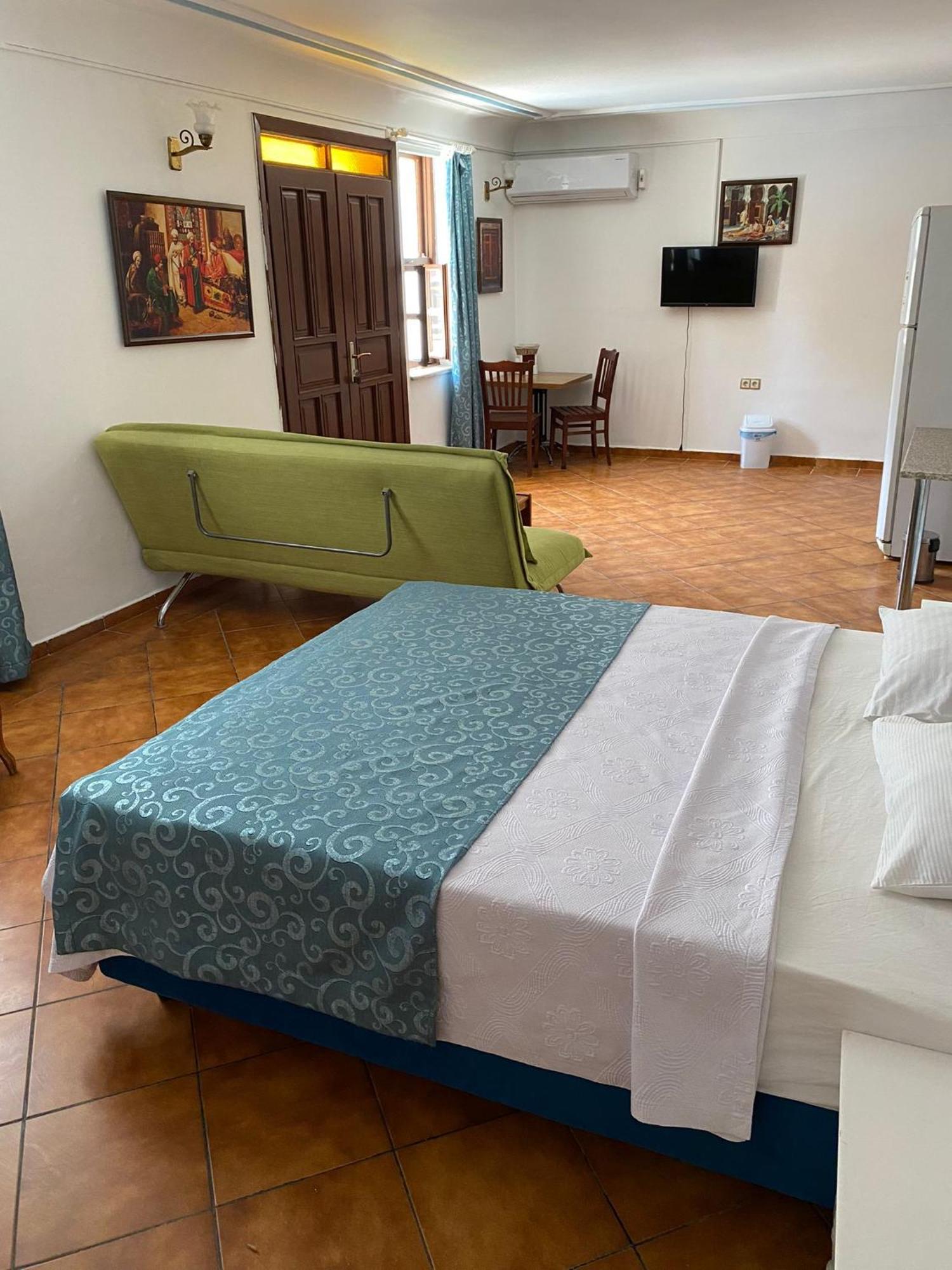 Urcu Hotel Antalya Bagian luar foto